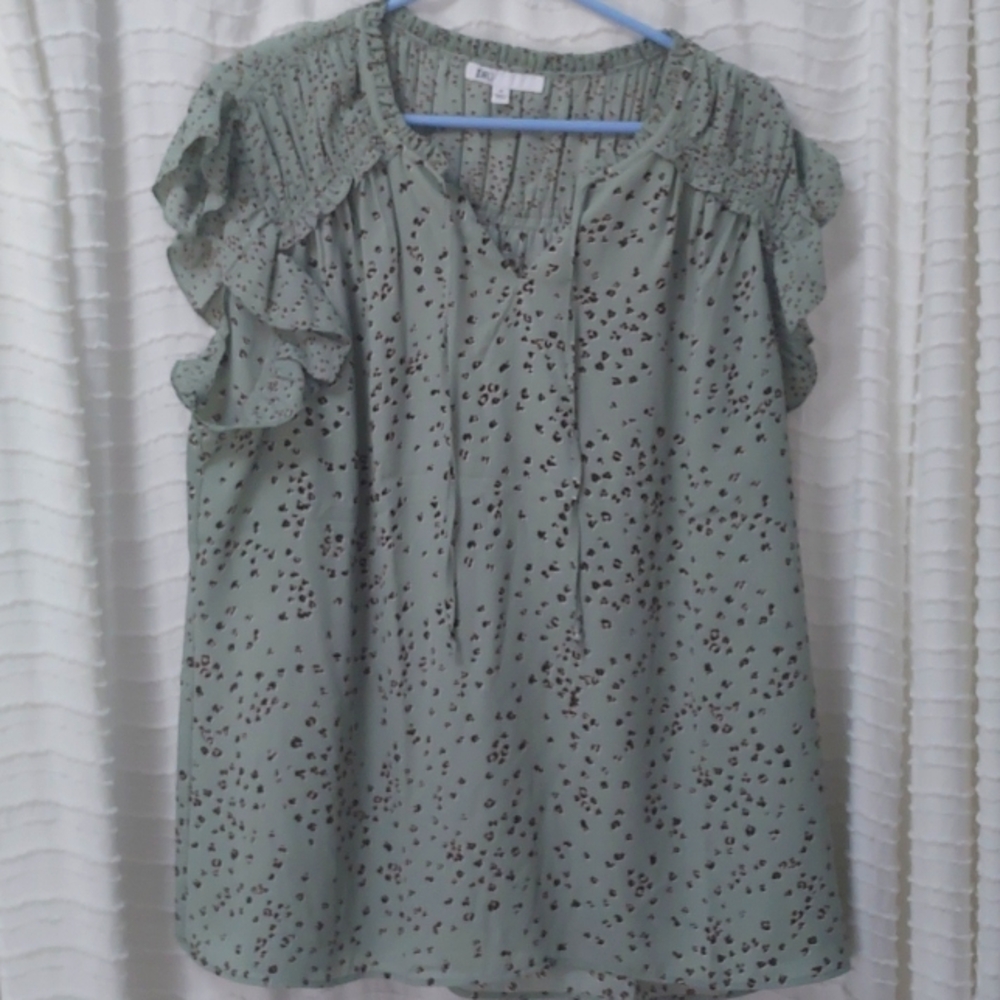 Daniel Rainn shirt NWT leopard green sage brown 1x DR2 ruffled sleeve cap